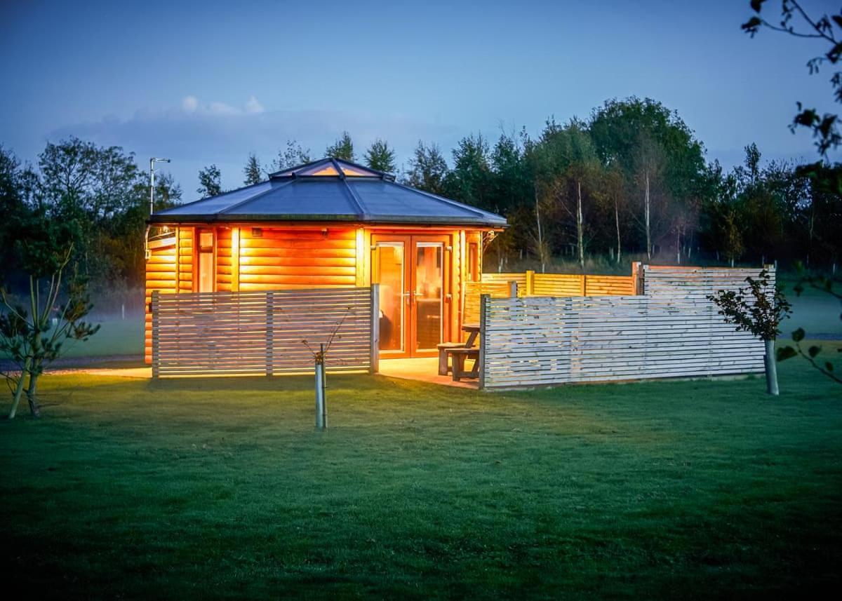 Green Meadows Park Garton المظهر الخارجي الصورة